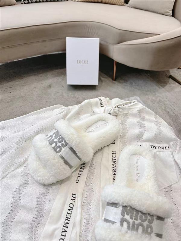 20251128184318971 220